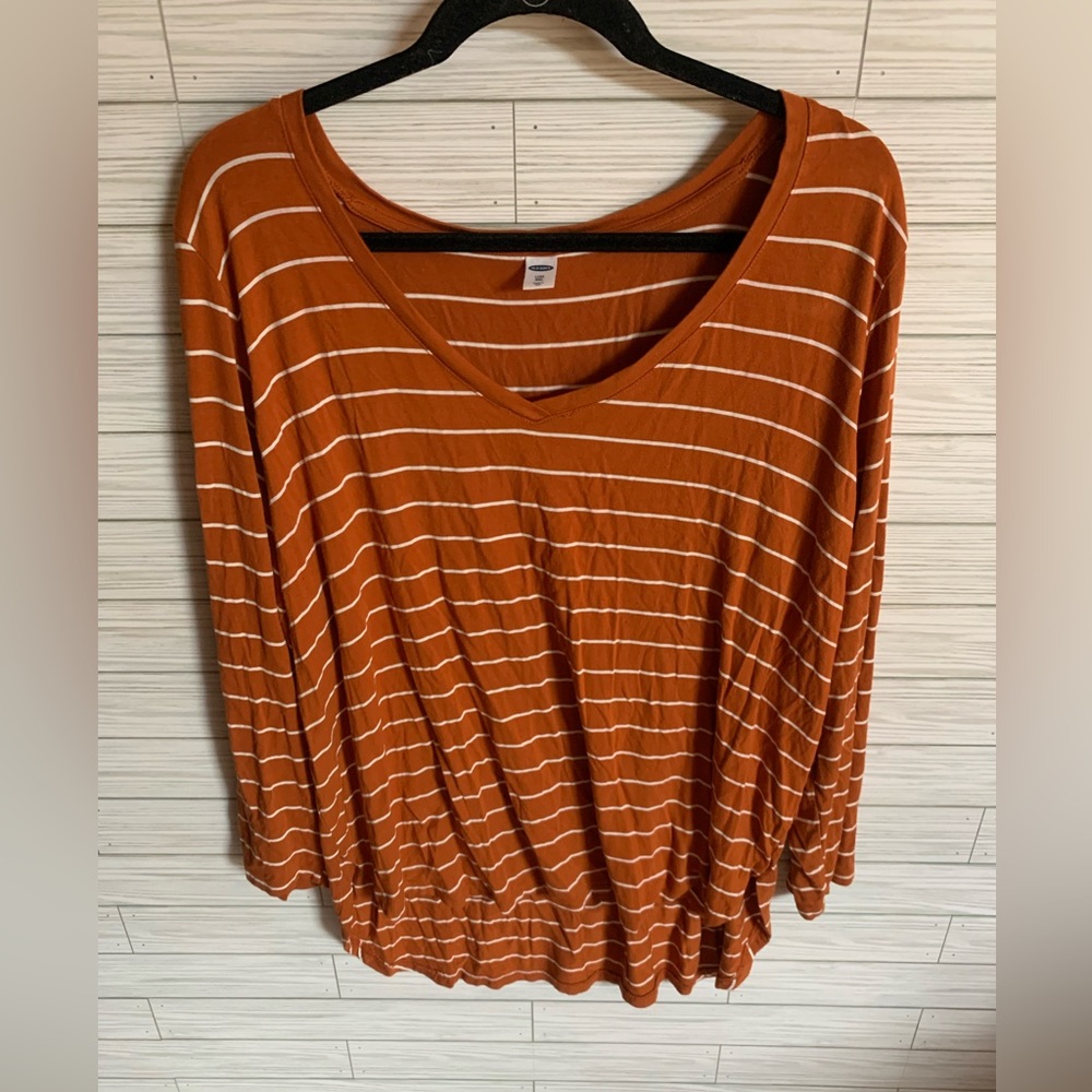 Old navy burnt orange Casual Striped V-Neck Top long slv perfect for fall